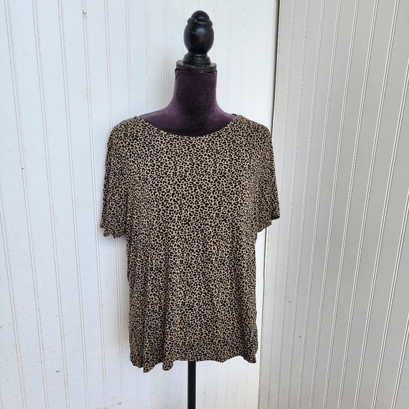 Old Navy Luxe Top Tshirt Women Stretch Short Sleeve Leopard Cheetah Print Tan XL - Picture 1 of 11